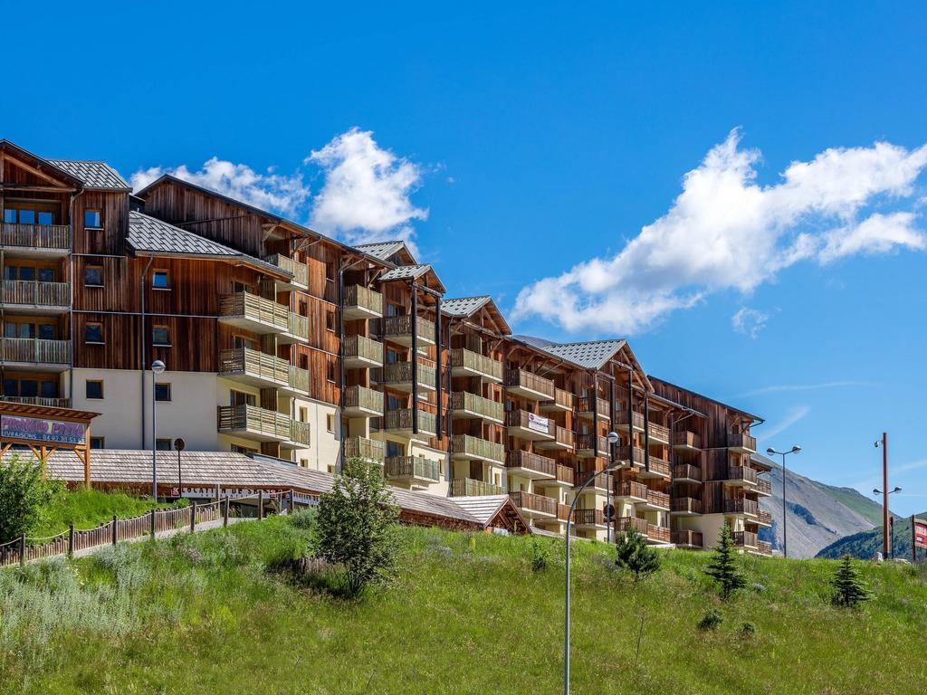 Noemys Toits Du Devoluy Aparthotel Les Cypieres Exterior photo
