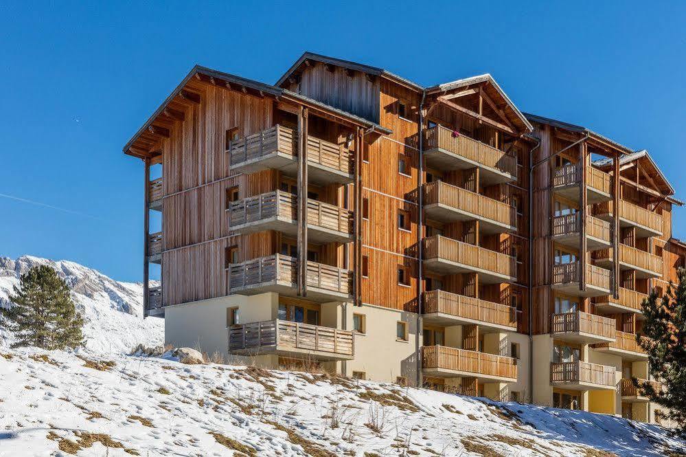 Noemys Toits Du Devoluy Aparthotel Les Cypieres Exterior photo